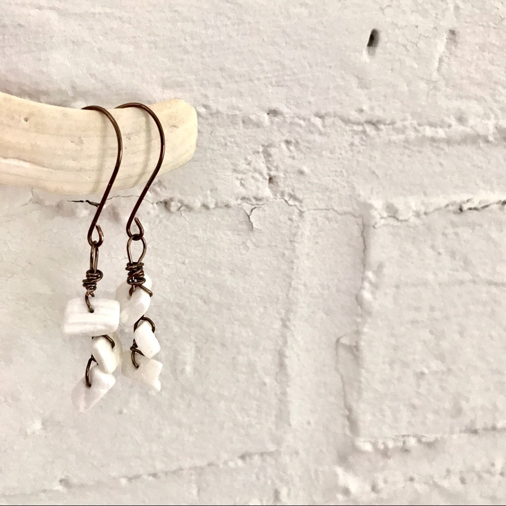 Handmade Hand-wired Simple Seashell Drop Earrings